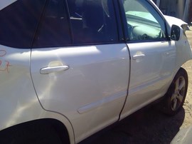 2005 LEXUS RX330, WHITE, 3.3L, AT, AWD.  Z26427